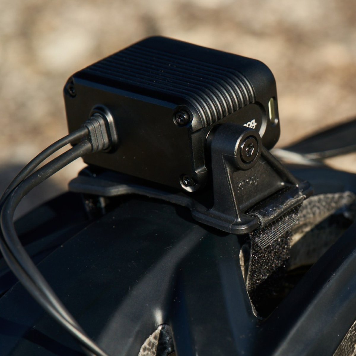 KNOG BLINDER X 1800 FRONT LIGHT - WITH BATTERY - Image 19