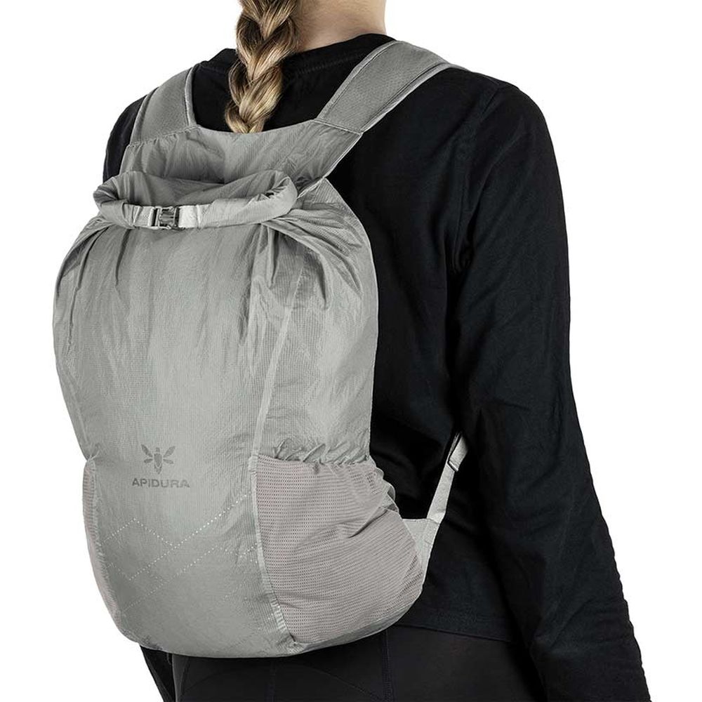 APIDURA - PACKABLE BACKPACK 13L - Image 5